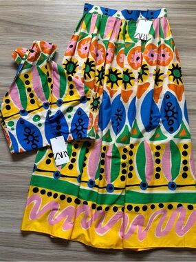 ZARA 2 piece Printed midi skirt & crop halter top